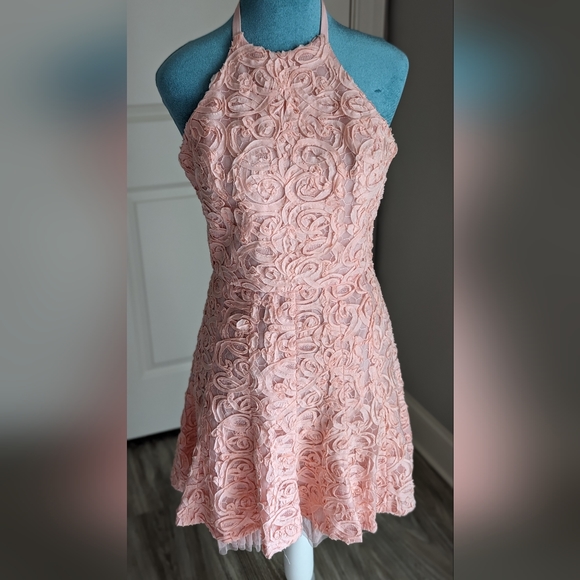 BCBGMAXAZRIA, Basanti color Light Shell (light pink) - Picture 9 of 12